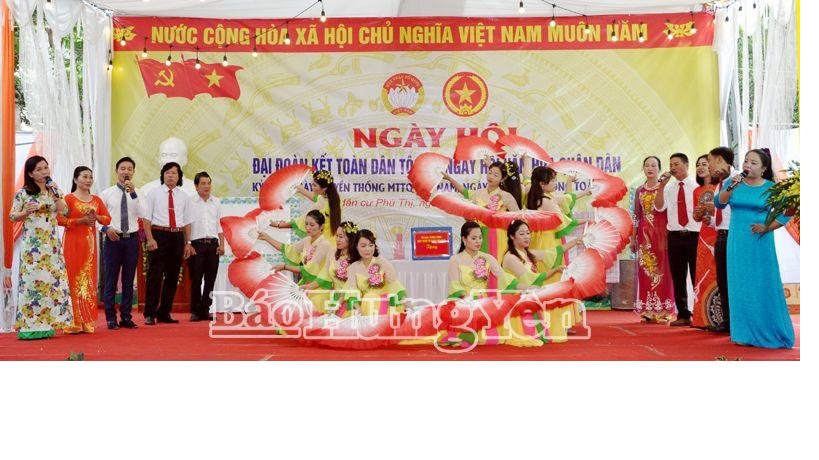 Một tiết mục văn nghệ tại Ngày hội&nbsp;