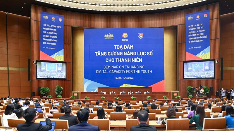 Sứ mệnh mới của thanh niên là tiên phong trong chuyển đổi số
