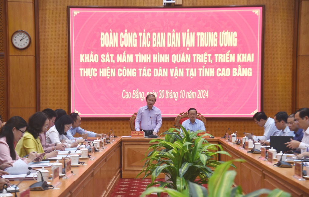 Đoàn công tác của Ban Dân vận Trung ương khảo sát, nắm tình hình quán triệt, triển khai thực hiện công tác dân vận tại tỉnh Cao Bằng