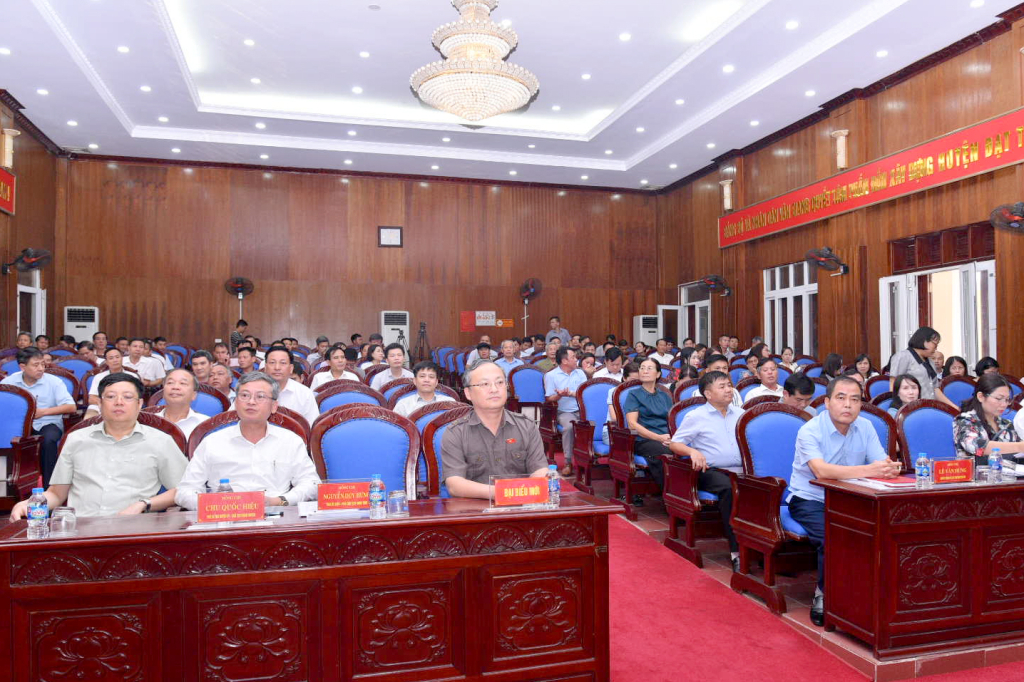 Đoàn đại biểu Quốc hội tỉnh tiếp xúc cử tri huyện Văn Giang