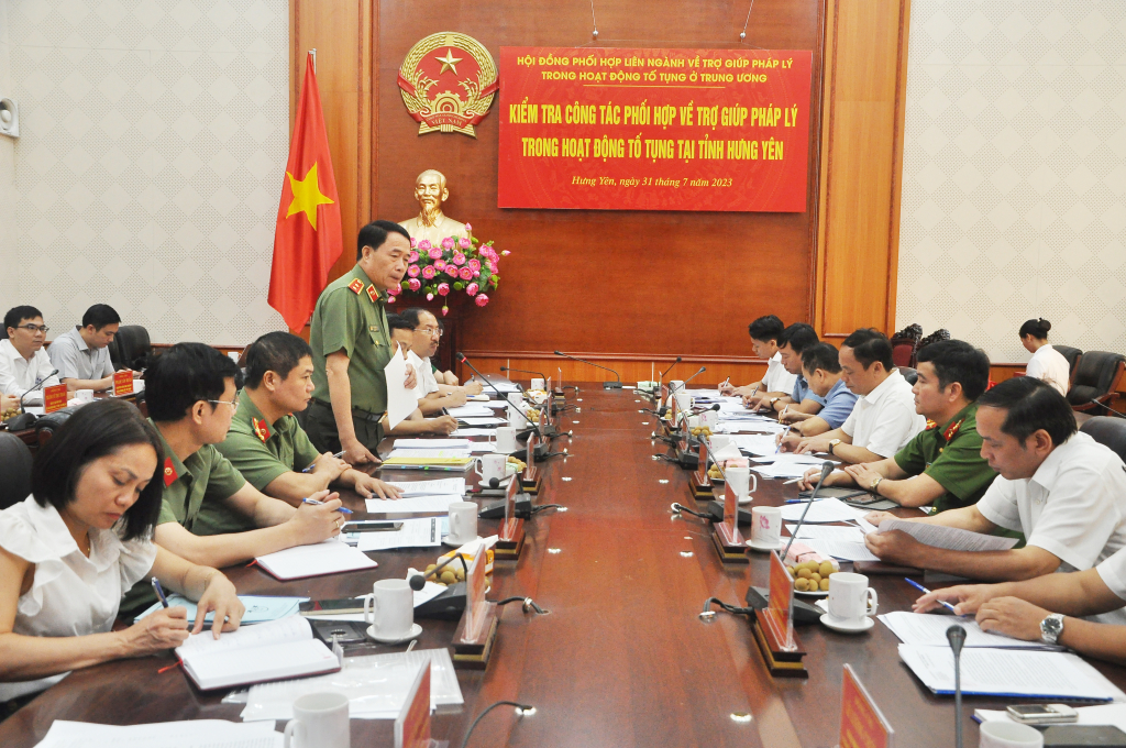 Đoàn công tác của Hội đồng phối hợp liên ngành về trợ giúp pháp lý trong hoạt động tố tụng ở Trung ương làm việc tại tỉnh