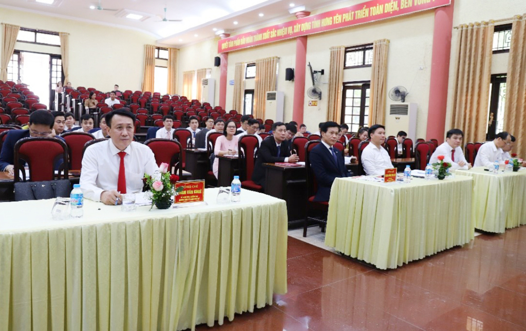 Khai giảng lớp bồi dưỡng đối với cán bộ trẻ được quy hoạch các chức danh cán bộ diện Ban Thường vụ Tỉnh ủy quản lý