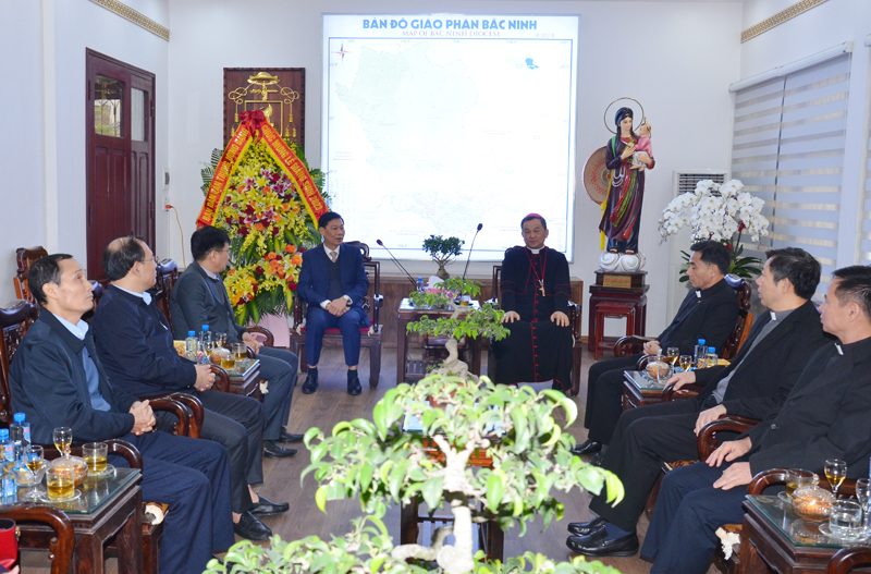 Lãnh đạo Ban Dân vận Trung ương thăm, chúc mừng Lễ Giáng sinh năm 2023 tại Giáo phận Bắc Ninh