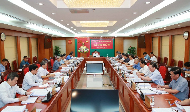 Một số bài học kinh nghiệm về giải quyết tố cáo trong nội bộ Đảng, góp phần tăng cường hiệu quả công tác phòng, chống tham nhũng, tiêu cực