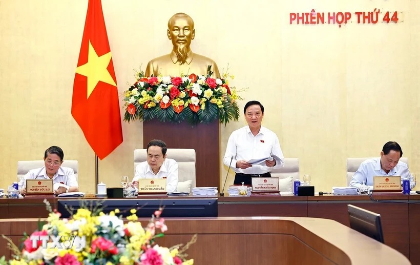 Ủy ban Thường vụ Quốc hội cho ý kiến về cải cách tiền lương, điều chỉnh lương hưu